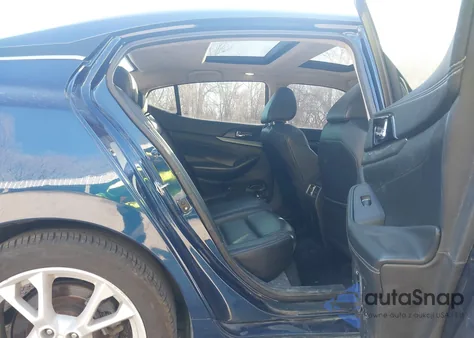 2016 Nissan Maxima 3.5 Sl z USA, uszkodzony, nr VIN 1N4AA6AP0GC432716